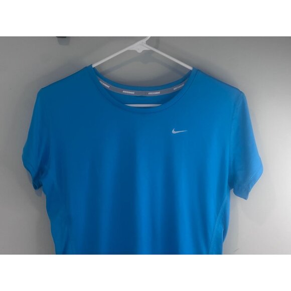 Nike Running Dri-Fit Womens Aqua Blue Cap Short Sleeve Logo Activewear Size Med - Picture 4 of 11